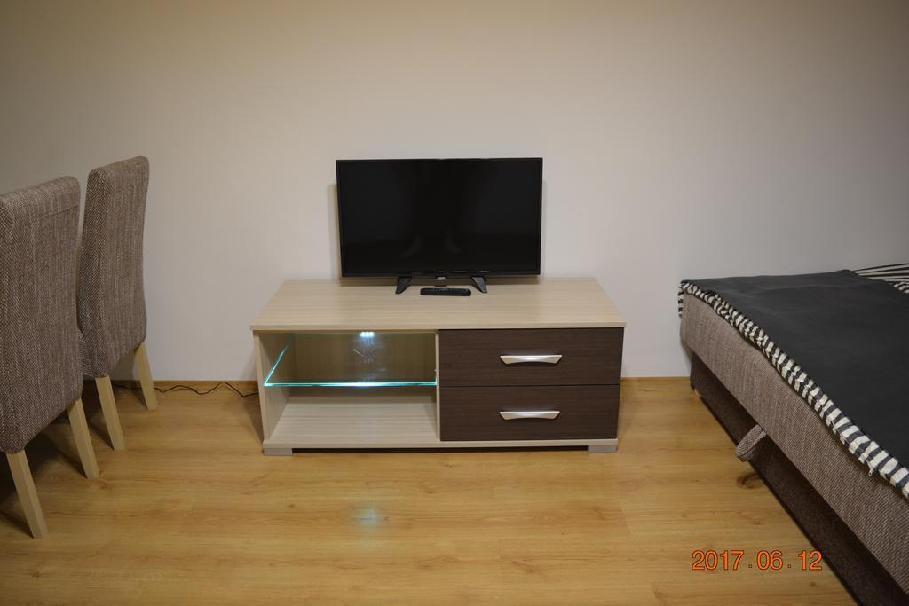GÓBÉ Apartman Hajduszoboszlo Exterior foto
